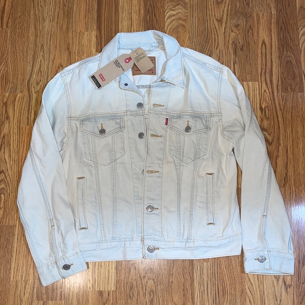 NWT levis ex trucker jacket